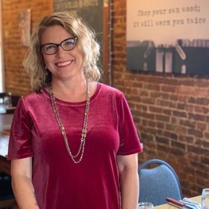 Meet your Posher, Loralei